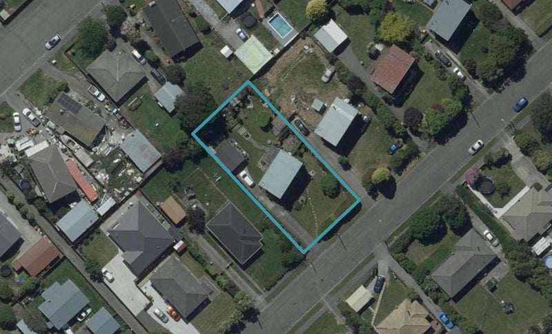 5 Dickson Crescent, Hornby, Christchurch - Carousel 1