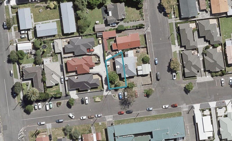 7 Sinclair Street, Ebdentown, Upper Hutt - Carousel 1
