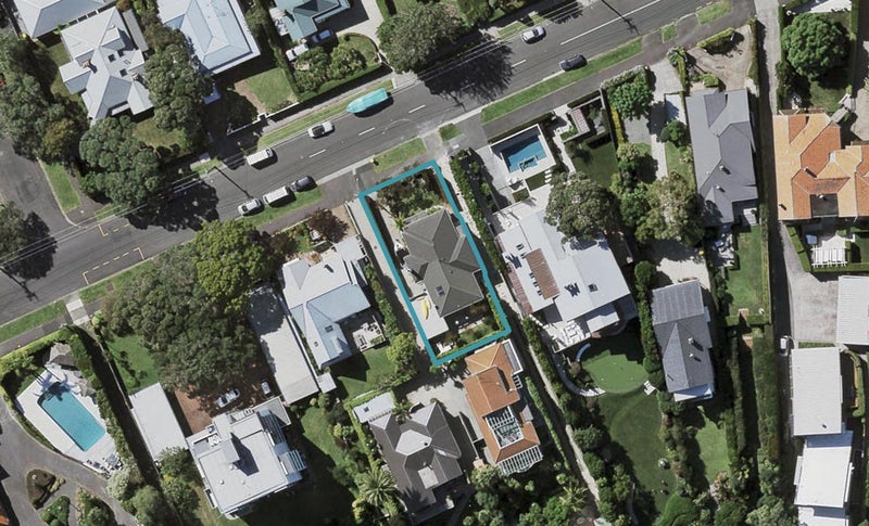 23 Stanley Point Road, Stanley Point, Auckland - Carousel 1