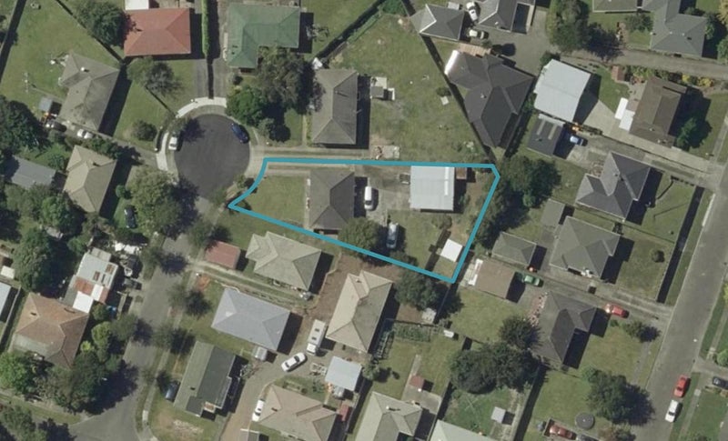 6 Selby Place, Hokowhitu, Palmerston North - Carousel 1