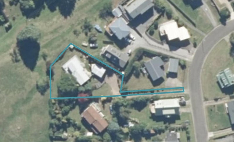 20 Angela Place, Kinloch, Taupō - Carousel 1