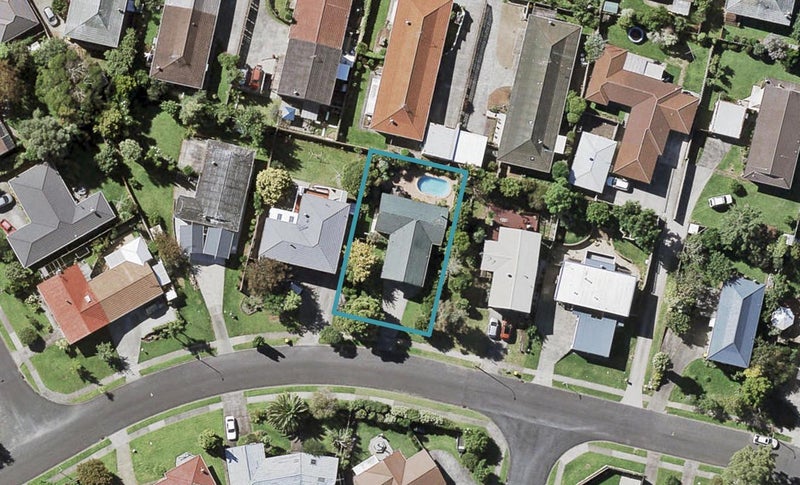 26 Galvan Avenue, Sunnyhills, Auckland - Carousel 1