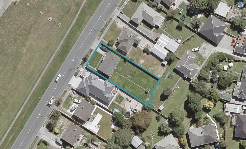 1168 Taita Drive, Taita, Lower Hutt - Carousel 1