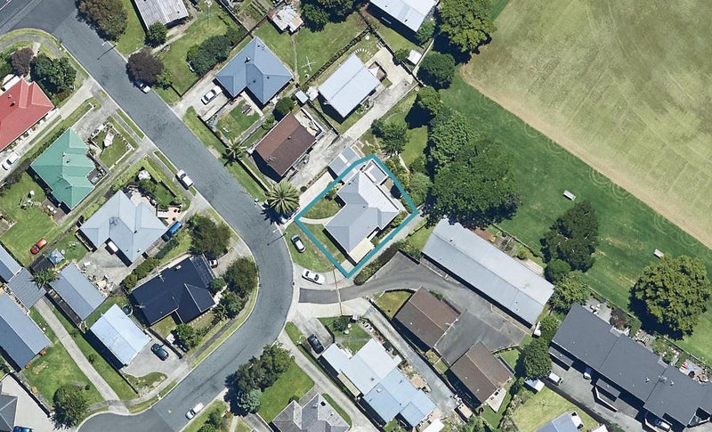10B Oriana Crescent, Bellevue, Tauranga - Carousel 1