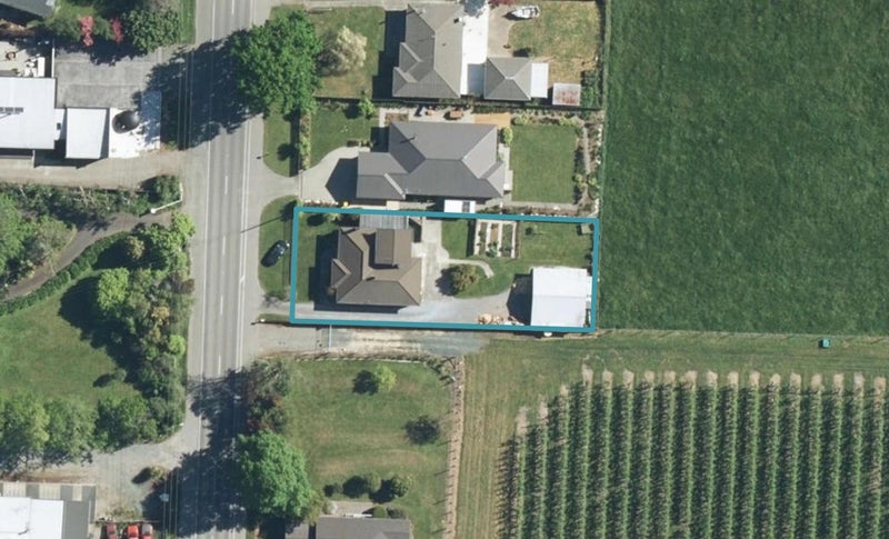 79 Main Road, Lower Moutere - Carousel 1