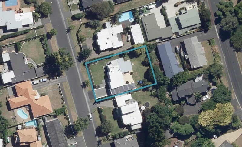 12 Anson Avenue, Fairfield, Hamilton - Carousel 1