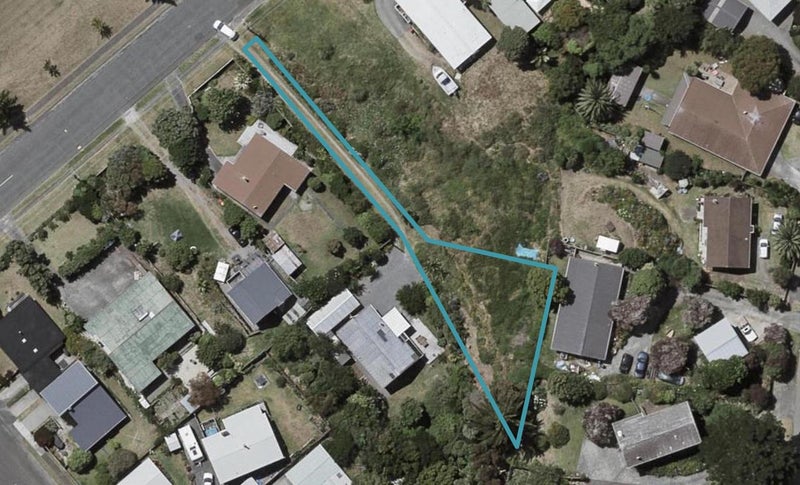 22B Queens Road, Waikanae Beach, Waikanae - Carousel 1
