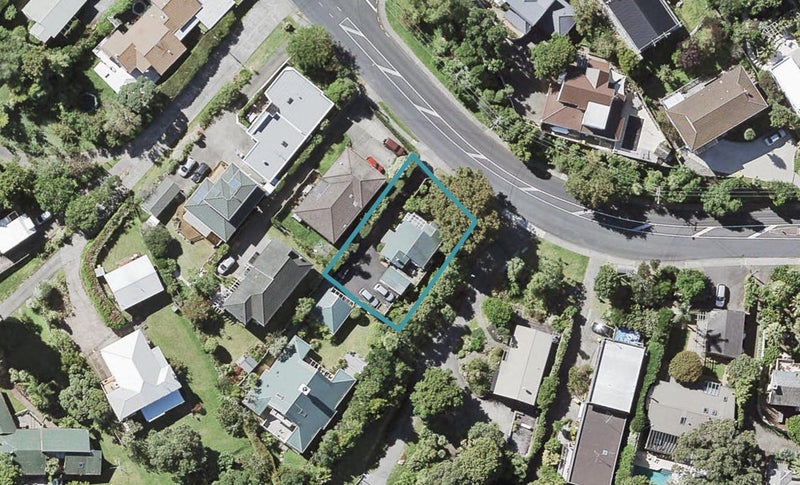 254 Beach Road, Campbells Bay, Auckland - Carousel 1
