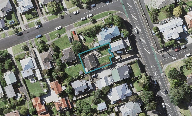 47A Lake Road, Devonport, Auckland - Carousel 1
