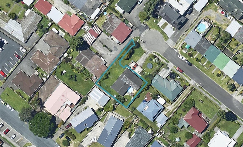 18B Kowhai Street, Tauranga South, Tauranga - Carousel 1