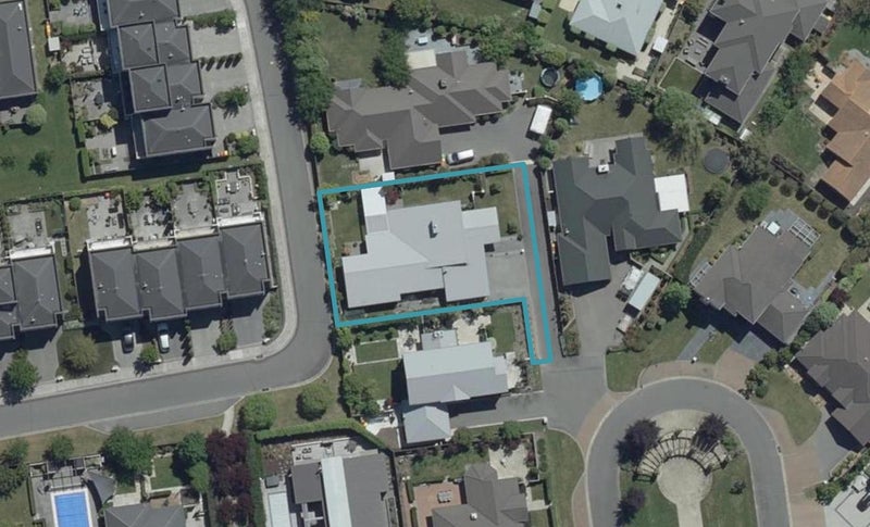 5 June Gardens, Northwood, Christchurch - Carousel 1