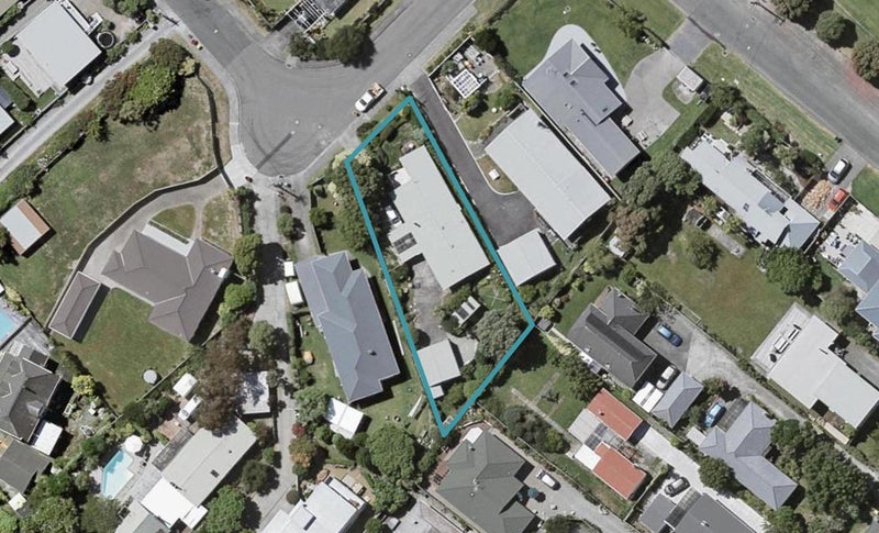 28 Vaucluse Avenue, Paraparaumu Beach, Paraparaumu - Carousel 1