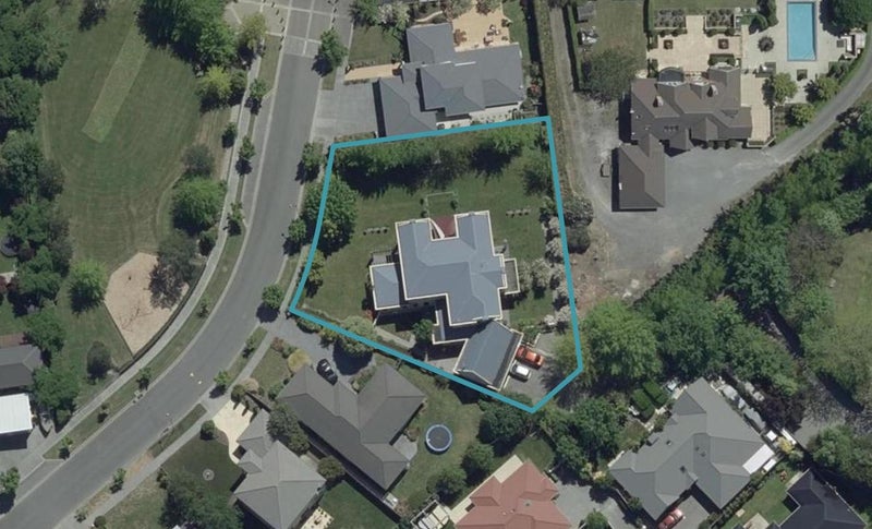 122 Englefield Road, Northwood, Christchurch - Carousel 1