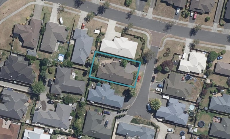 4 Henley Court, Huntington, Hamilton - Carousel 1
