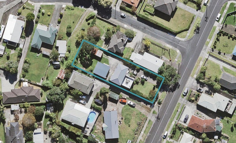 56 Tirimoana Road, Te Atatu South, Auckland - Carousel 1