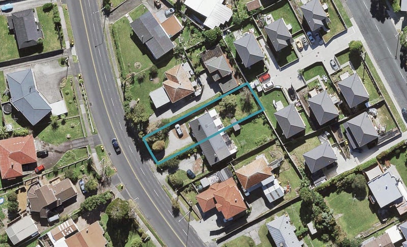 245 Great North Road, Henderson, Auckland - Carousel 1