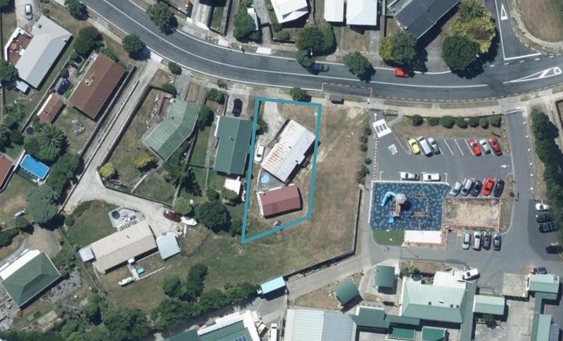 99 Conclusion Street, Ascot Park, Porirua - Carousel 1