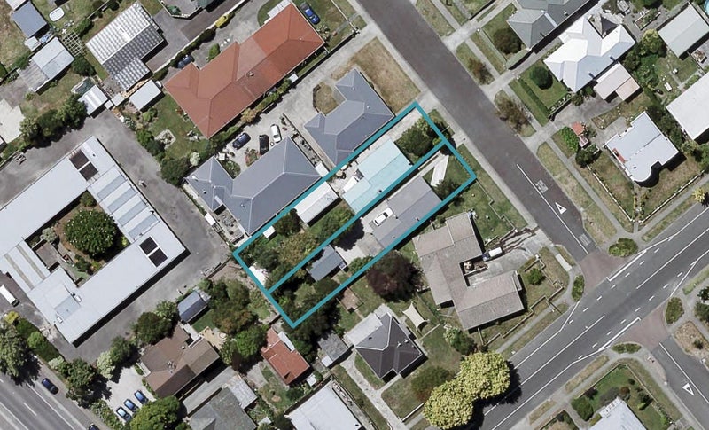811 Queen Street East, Parkvale, Hastings - Carousel 1