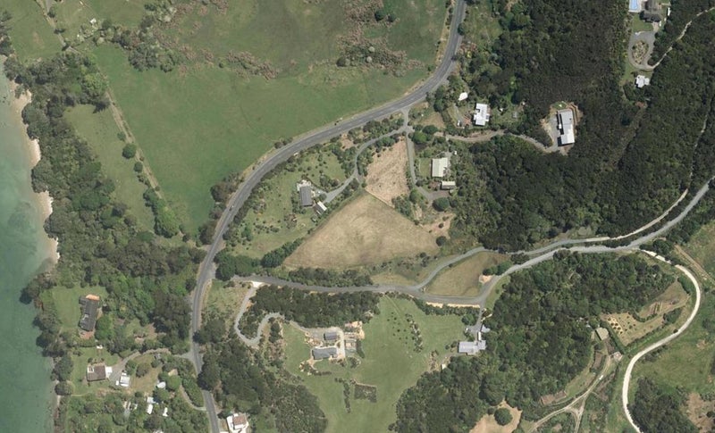 1831 Whangarei Heads Road, Whangarei - Carousel 1