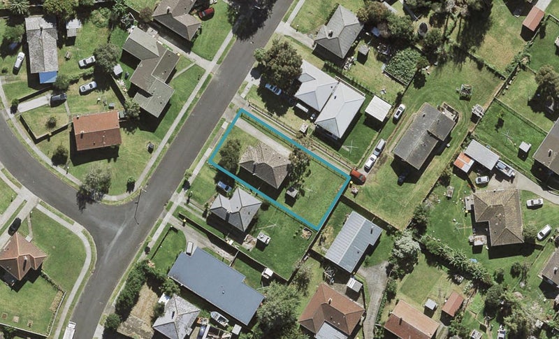 19 Mariner Street, Mangere, Auckland - Carousel 1