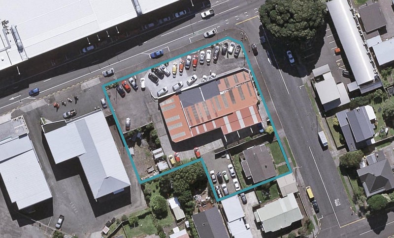 66 Leach Street, New Plymouth, New Plymouth - Carousel 1