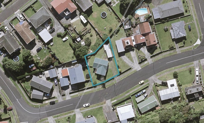 36 Herekawe Drive, Spotswood, New Plymouth - Carousel 1