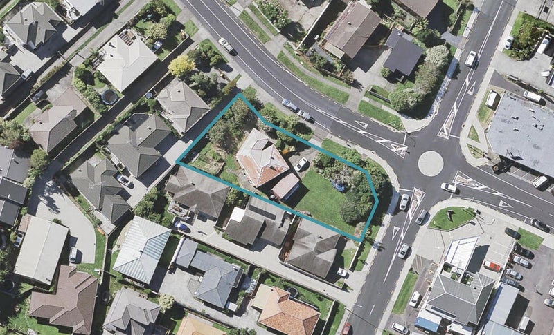 77 Vincent Street, HOWICK, AUCKLAND - Carousel 1