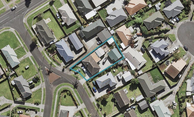 57 Tua Place, Favona, Auckland - Carousel 1