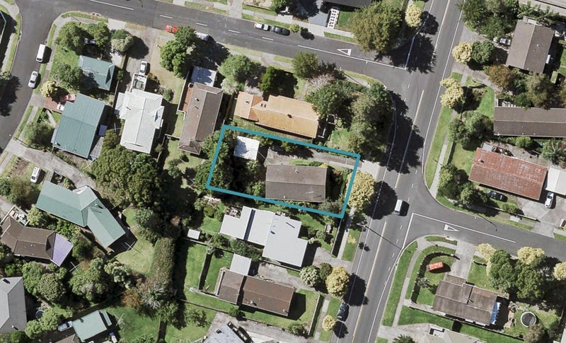 65 Gossamer Drive, Pakuranga Heights, Auckland - Carousel 1