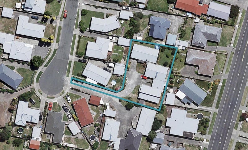 2/20 Foster Terrace, Onekawa, Napier - Carousel 1