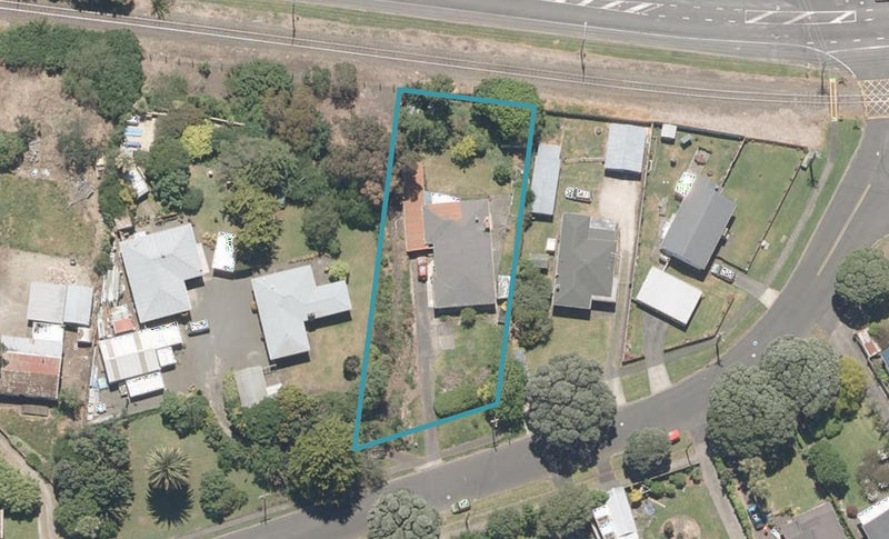 6 Balgownie Avenue, Gonville, Whanganui - Carousel 1