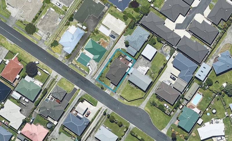 49A Emmett Street, Greerton, Tauranga - Carousel 1