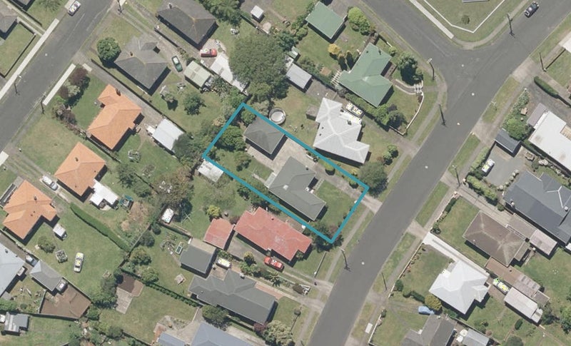 30 Selwyn Crescent, College Estate, Whanganui - Carousel 1