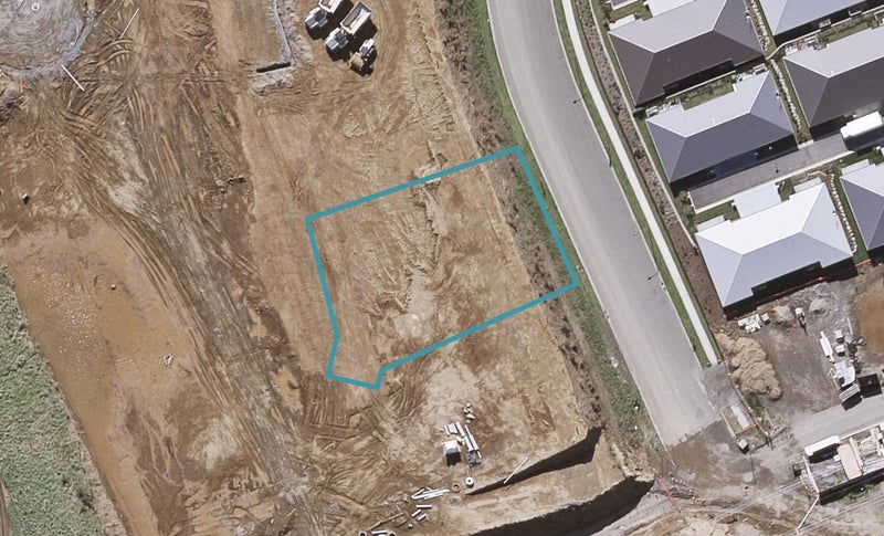 6 Alex Place, Hurworth, New Plymouth - Carousel 1