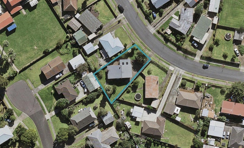 10A Tinkler Place, Favona, Auckland - Carousel 1