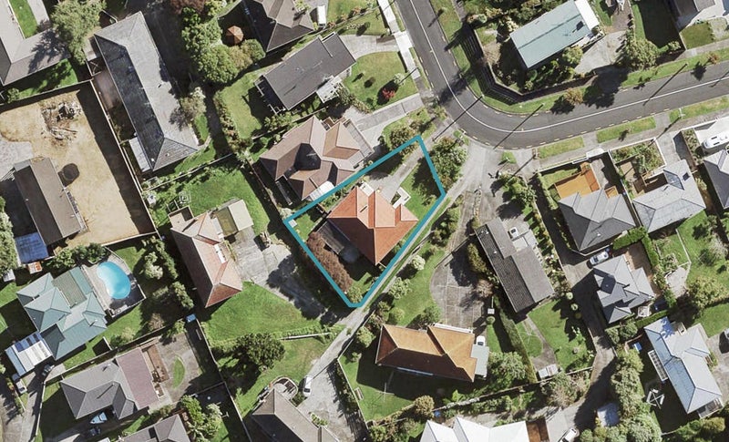 23 Brothers Street, New Windsor, Auckland - Carousel 1