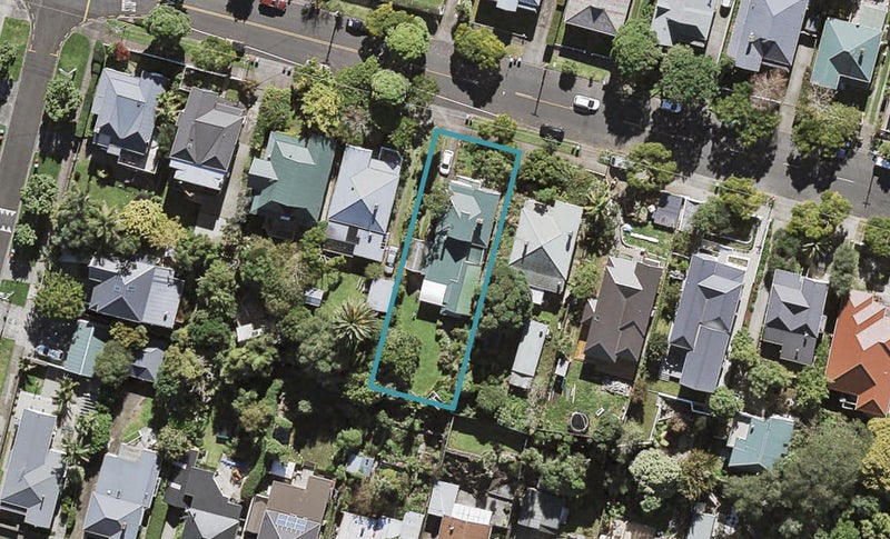 54 Paice Avenue, Sandringham, Auckland - Carousel 1