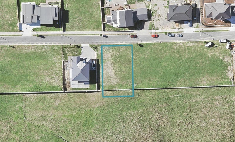 17 Te Makuru Lane, Maraetai, Auckland - Carousel 1