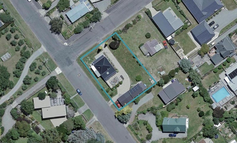 2 Sackville Street, Martinborough - Carousel 1
