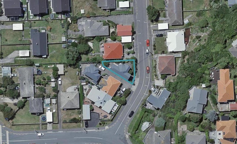 42A Glamis Avenue, Strathmore Park, Wellington - Carousel 1
