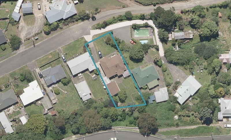 16 Purua Street, Durie Hill, Whanganui - Carousel 1