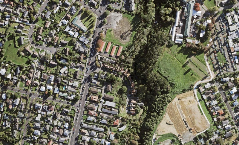 10 Waterview Downs, Waterview, Auckland - Carousel 1