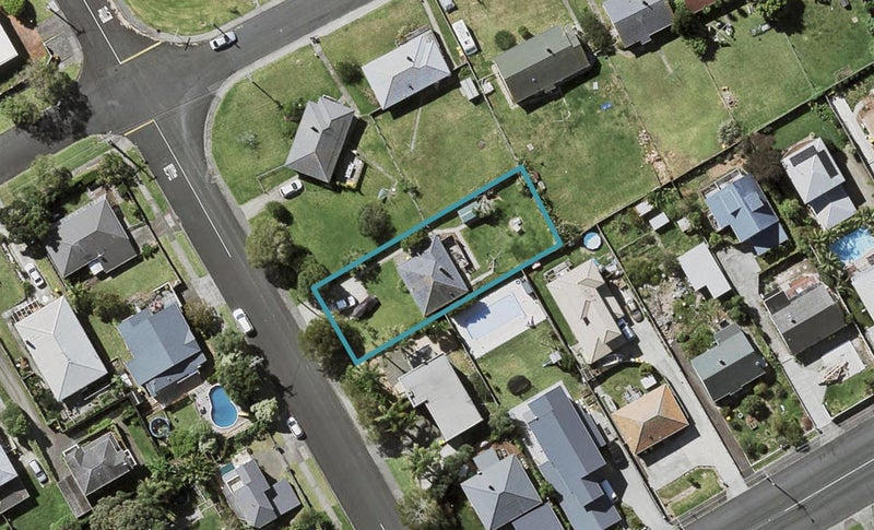 1 Sandy Bay Road, Bayswater, Auckland - Carousel 1