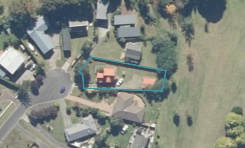 8 Yasmin Lane, Taupo - Carousel 1
