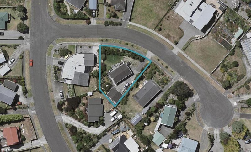 4 Trig Hill Terrace, Waikanae Beach, Waikanae - Carousel 1