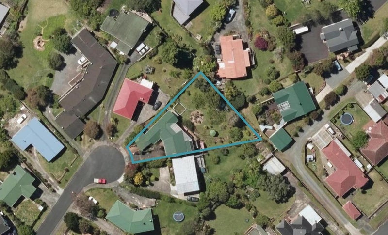 10 Paratai Crescent, Woodhill, Whangarei - Carousel 1