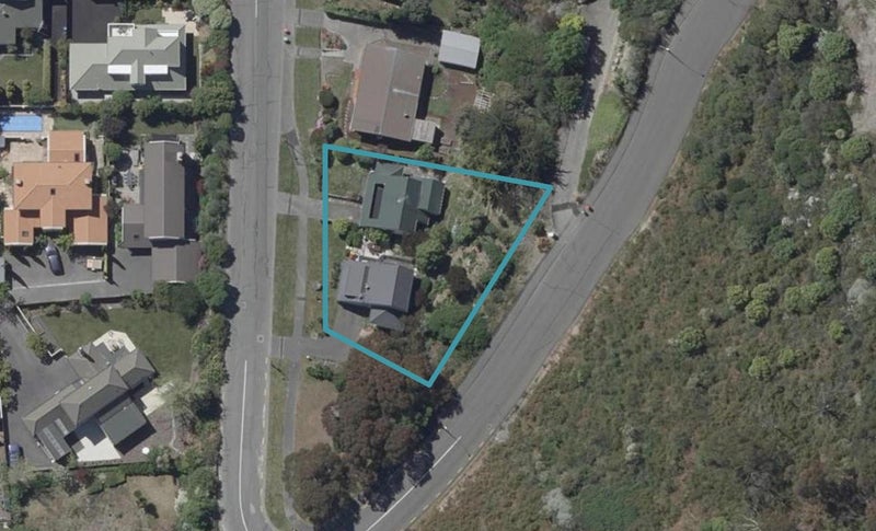 2/9 Glenstrae Road, Redcliffs, Christchurch - Carousel 1