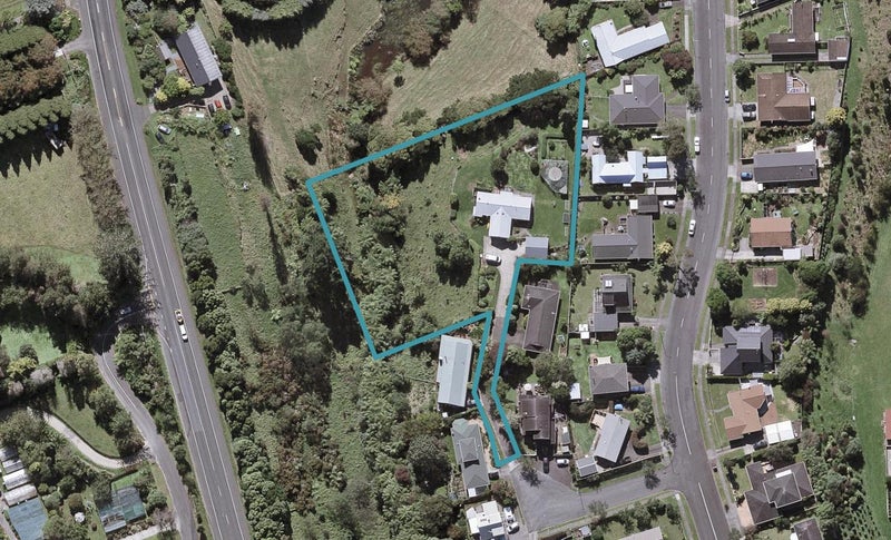 3B Tyne Place, Highlands Park, New Plymouth - Carousel 1