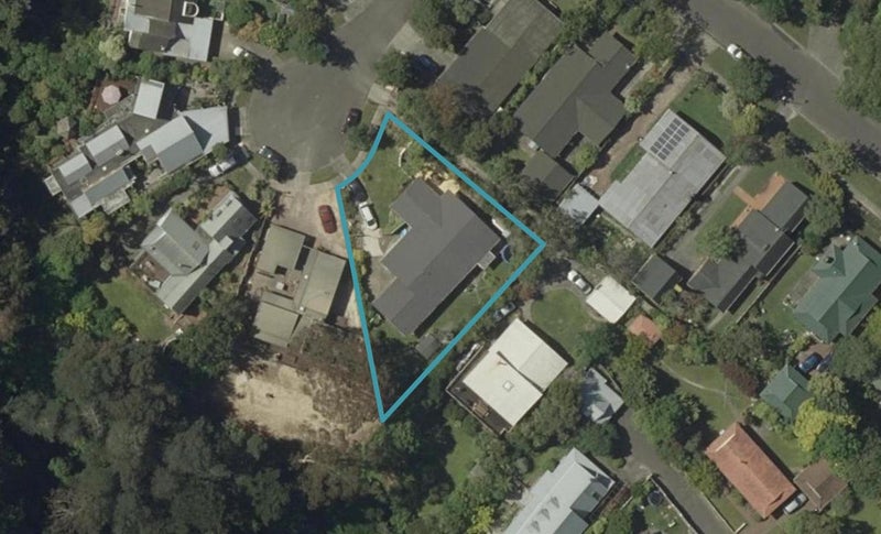 4 Fernwood Place, Fitzherbert, Palmerston North - Carousel 1