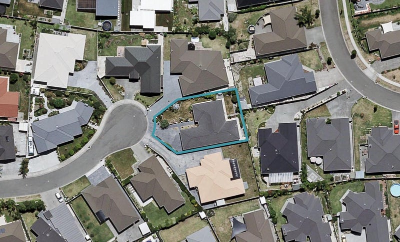11 Lindis Place, Poraiti, Napier - Carousel 1